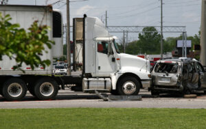 How Anderson Injury Lawyers Can Help You With Your 18-Wheeler Accident Claim in Fort Worth