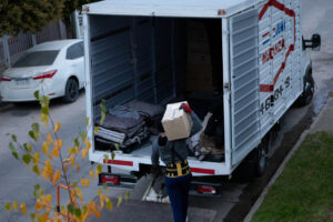 Why Choose Anderson Injury Lawyers for Help After a Moving Van Accident in Fort Worth, TX?