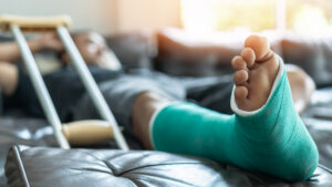 Injuries and Damages Caused by FedEx and UPS Truck Accidents